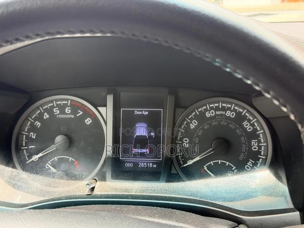 Toyota Tacoma TRD Off Road Double Cab 6' Bed V6 AT 2023 Gray