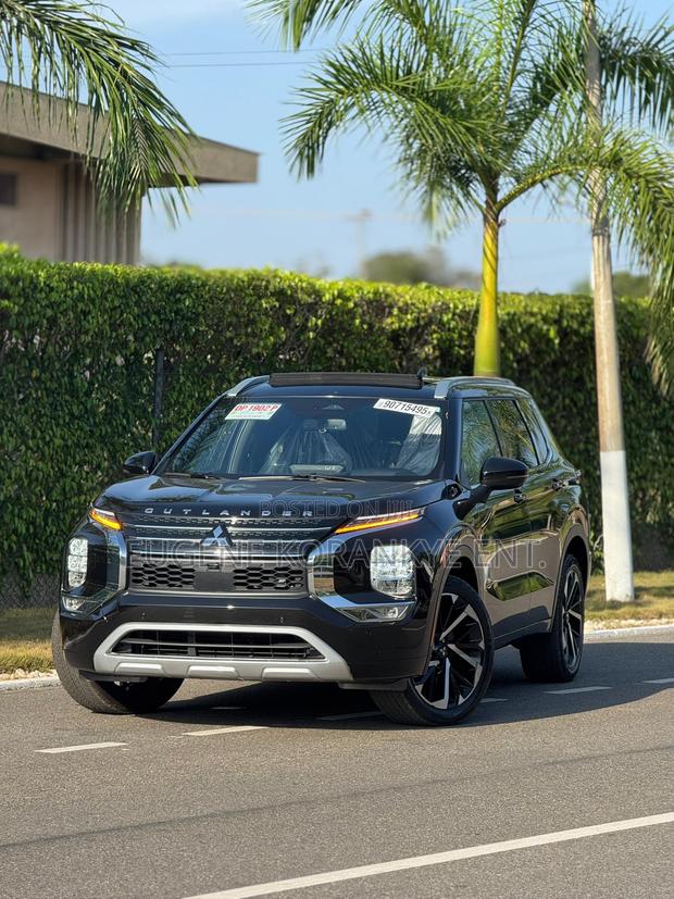 Mitsubishi Outlander SEL Black Edition 2023 Black