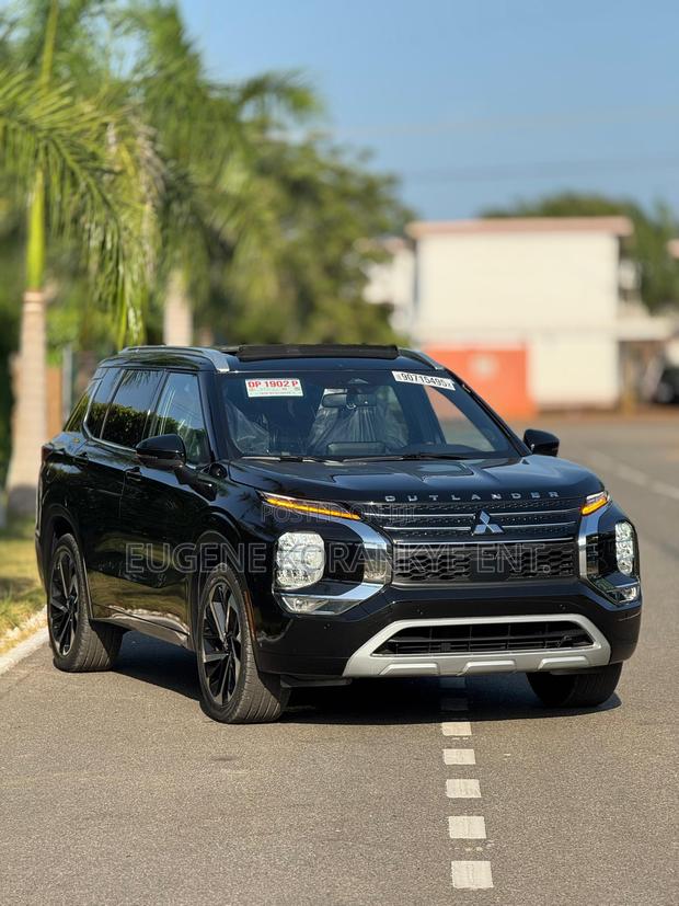 Mitsubishi Outlander SEL Black Edition 2023 Black