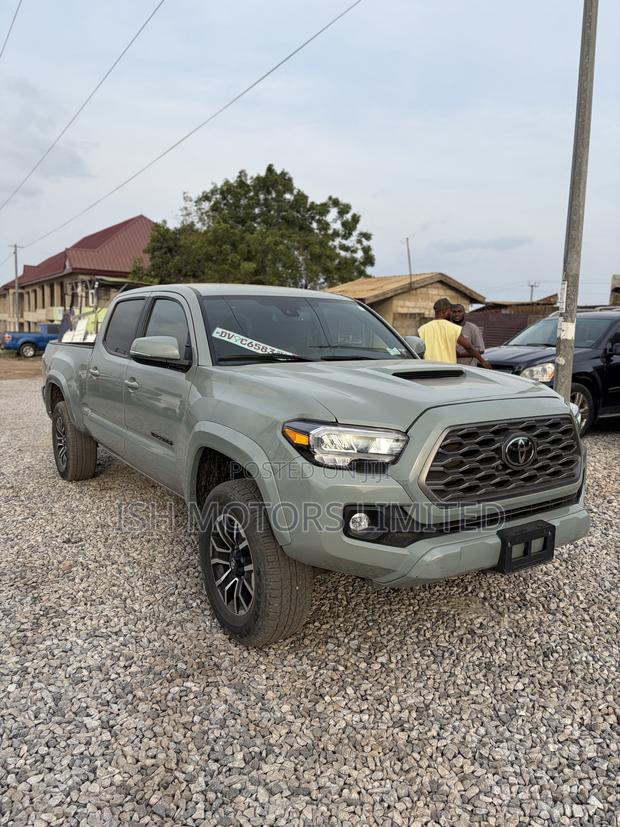 Toyota Tacoma TRD Sport Double Cab 6' Bed V6 AT 2023 Green
