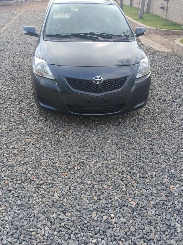 Toyota Belta 2010 Black