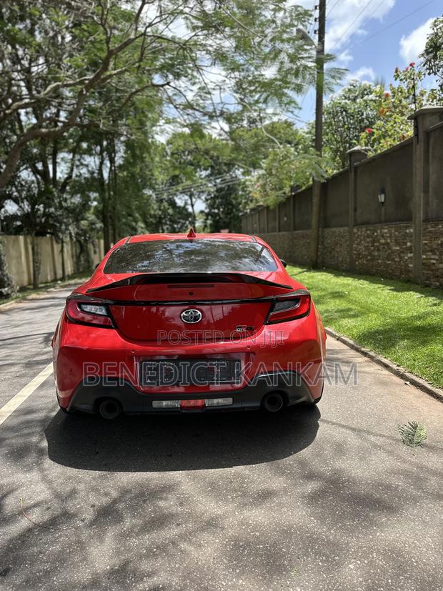Toyota GR86 Base (2.4L 4cyl 6A) 2024 Red