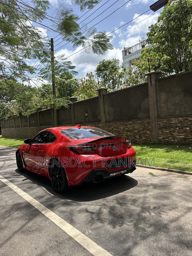 Toyota GR86 Base (2.4L 4cyl 6A) 2024 Red