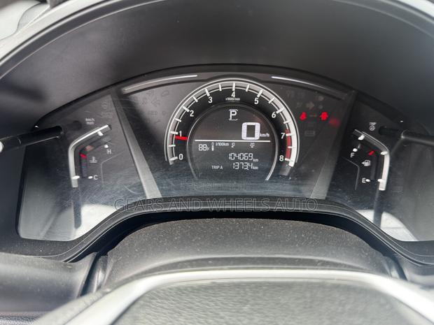 Honda CR-V LX 2.4 2018 Gray