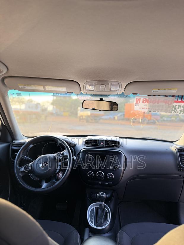 Kia Soul 4dr Wagon (1.6L 4cyl 6A) 2015 White