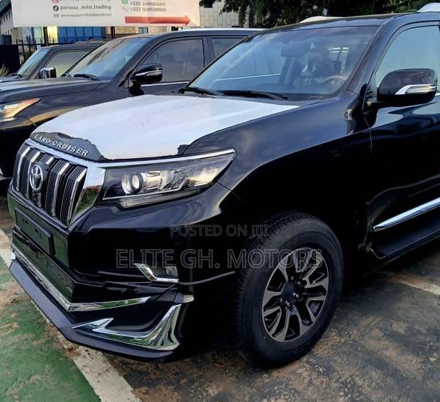 New Toyota Land Cruiser Prado 2.7 2023 Black