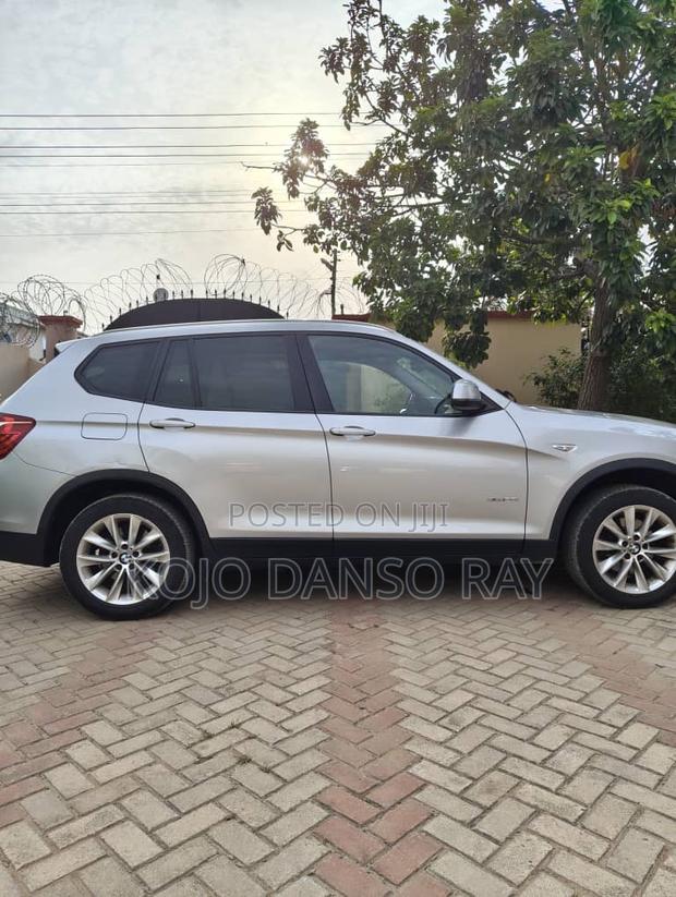BMW X3 xDrive28i 4dr SUV AWD (2.0L 4cyl Turbo 8A) 2015 Silver