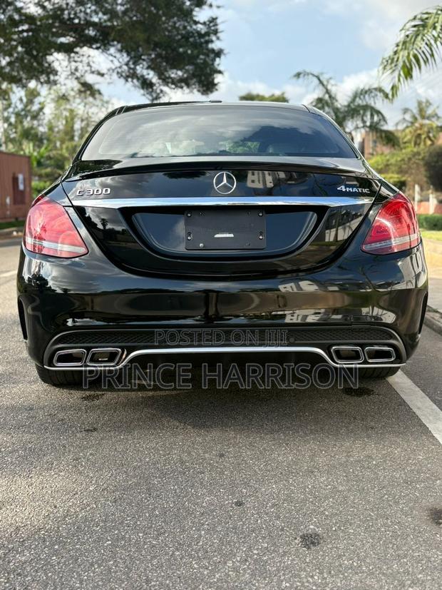 Mercedes-Benz C300 2020 Black