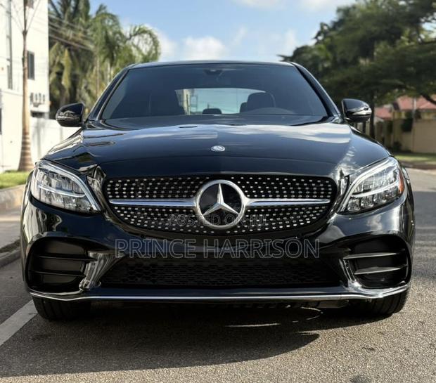 Mercedes-Benz C300 2020 Black