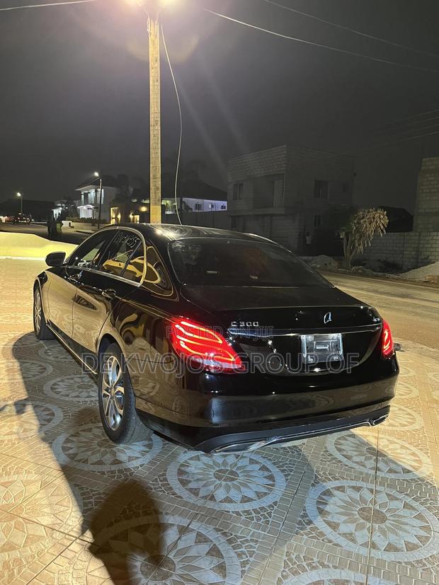 Mercedes-Benz C300 2015 Black