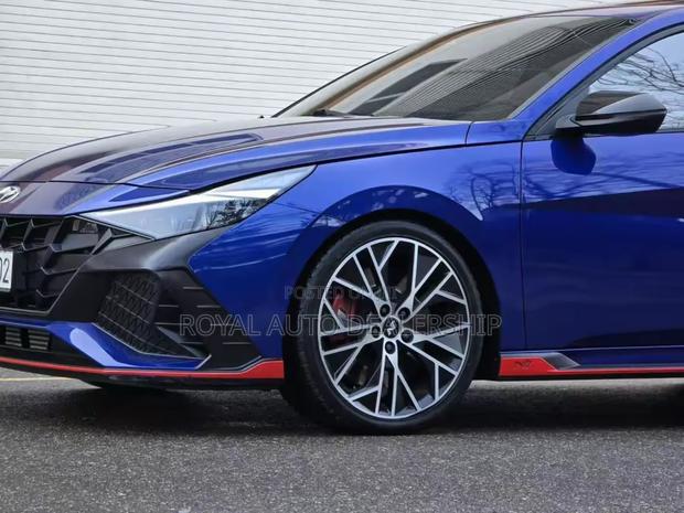 Hyundai Avante 2023 Blue