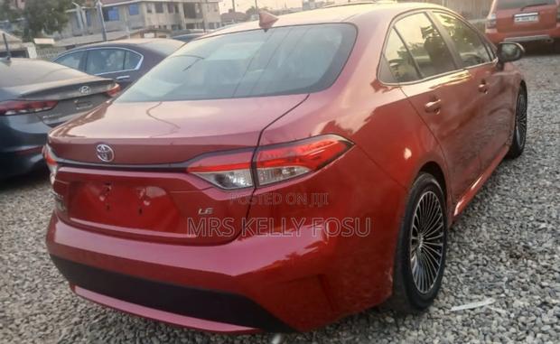 Toyota Corolla LE 2021 Red