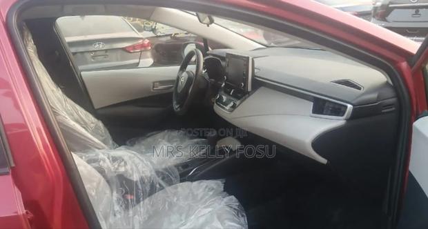 Toyota Corolla LE 2021 Red