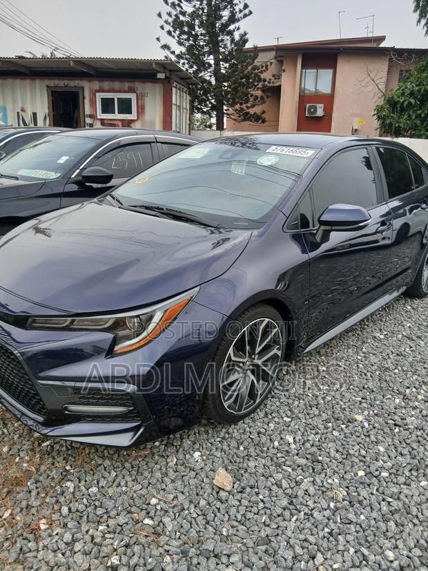 Toyota Corolla SE 2020 Blue