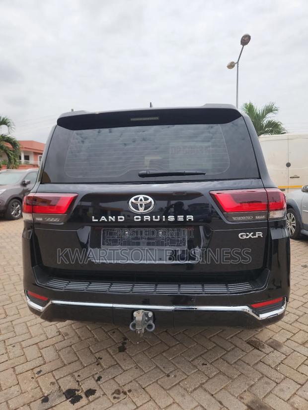 Toyota Land Cruiser 2022 Black