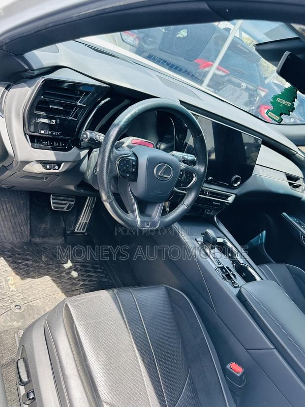 Lexus RX 2024 White
