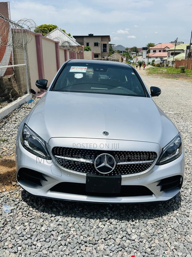 Mercedes-Benz C300 2020 Silver