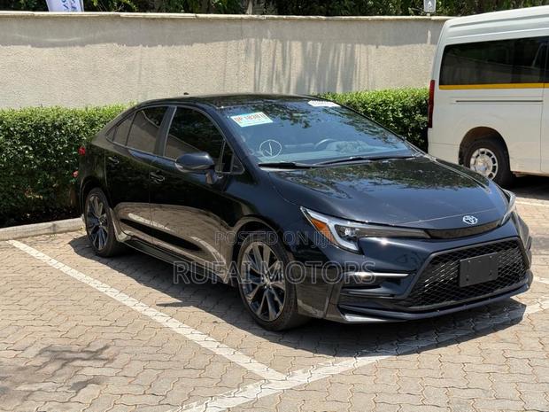 Toyota Corolla SE 2024 Black