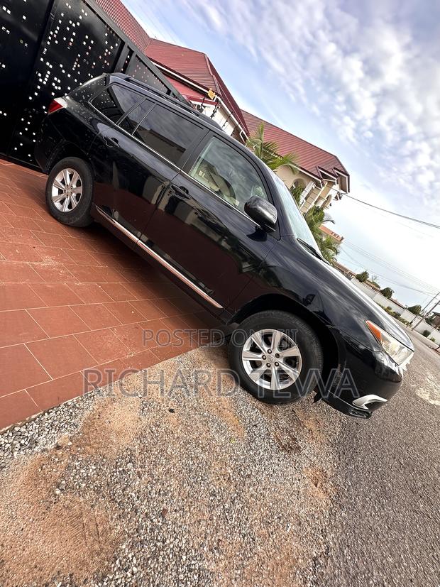 Toyota Highlander Limited 4dr SUV AWD (3.5L 6cyl 6A) 2015 Black