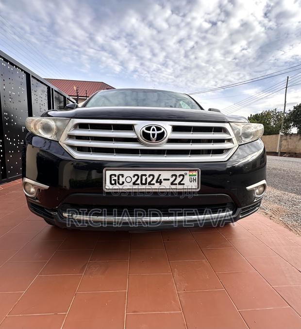 Toyota Highlander Limited 4dr SUV AWD (3.5L 6cyl 6A) 2015 Black