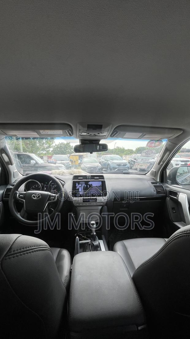 Toyota Land Cruiser Prado 2.8 2020 Gray