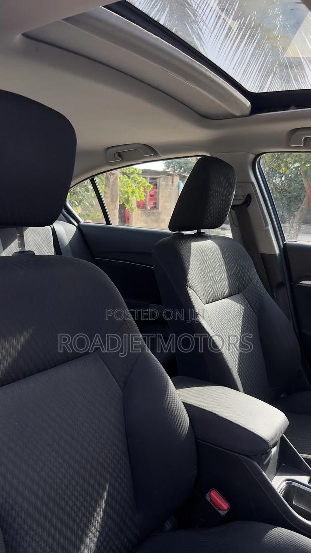 Honda Civic EX 2dr Coupe (1.8L 4cyl 5M) 2015 Blue
