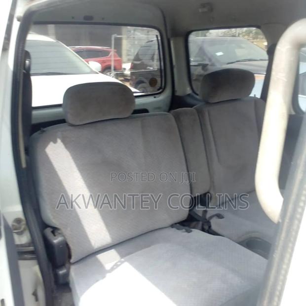Suzuki Every Wagon 2010 White