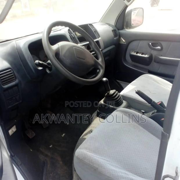 Suzuki Every Wagon 2010 White