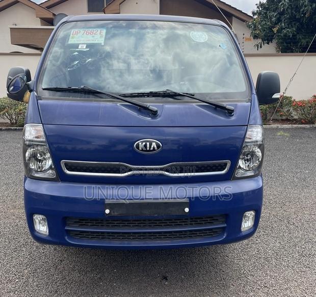 Kia Bongo 2018 Blue