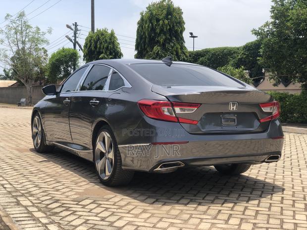 Honda Accord 2019
