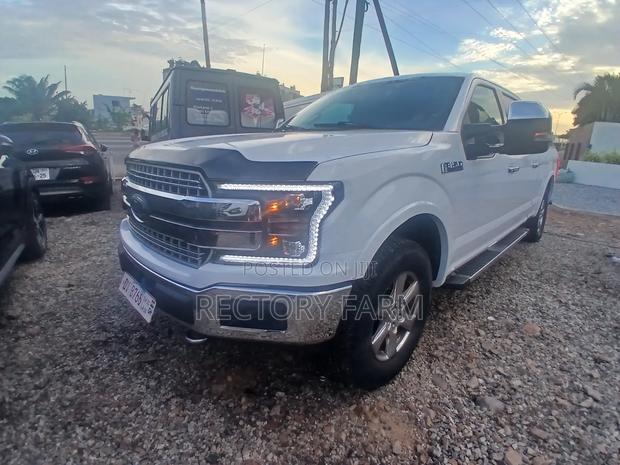 Ford F-150 Lariat 4x4 SuperCab Styleside 6.5 ft. box 145 in. WB 2019