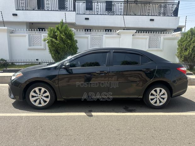 Toyota Corolla LE 4dr Sedan (1.8L 4cyl CVT) 2016 Black