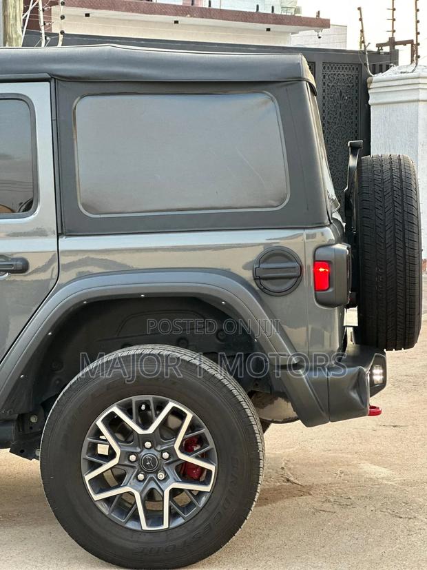 Jeep Wrangler 2022 Gray
