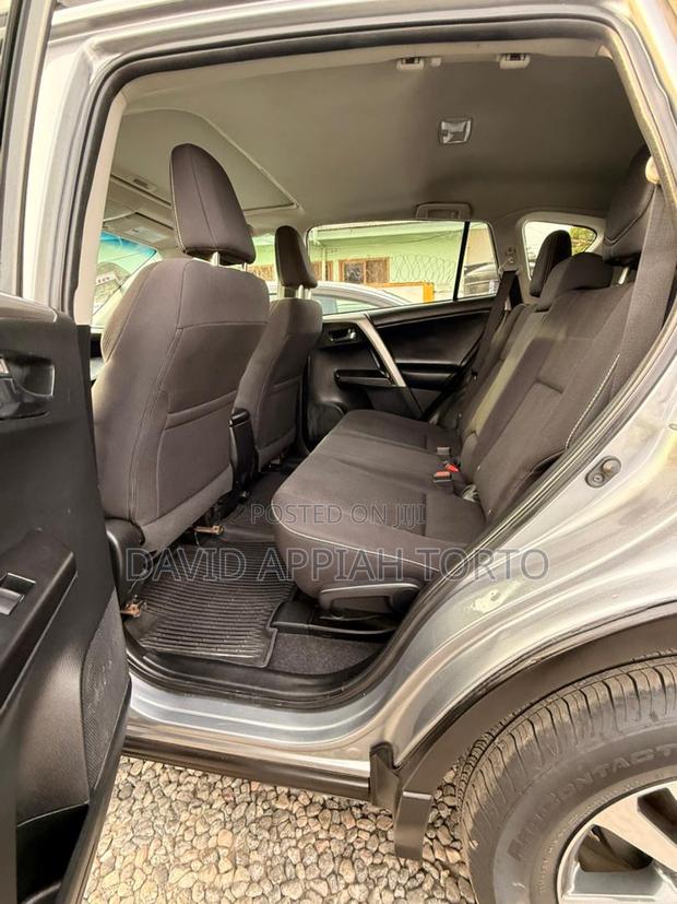 Toyota RAV4 2018 Silver
