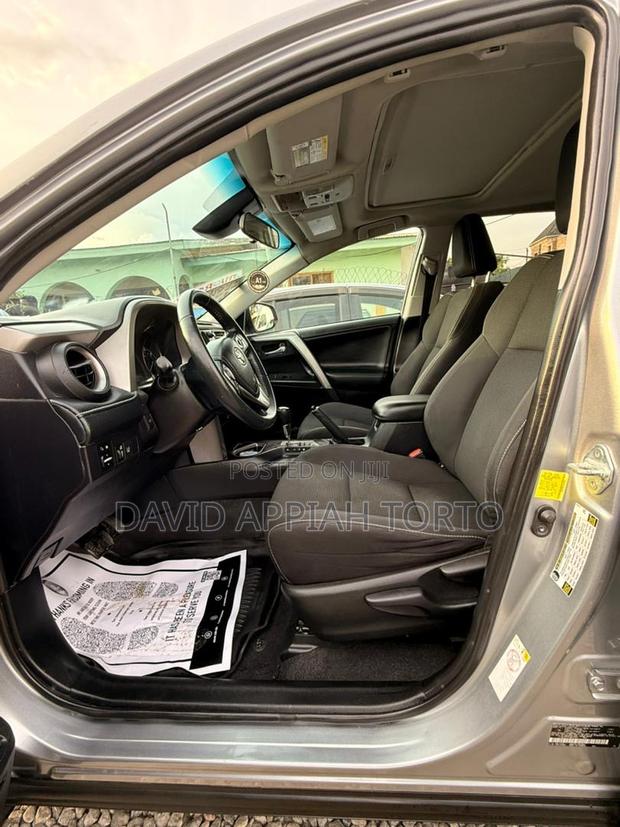 Toyota RAV4 2018 Silver