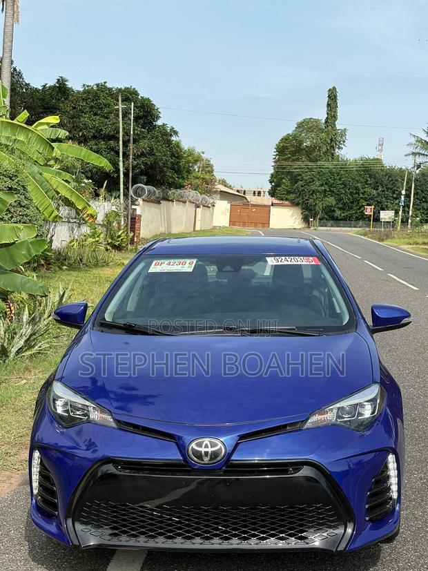 Toyota Corolla SE (1.8L 4cyl 6M) 2019 Blue