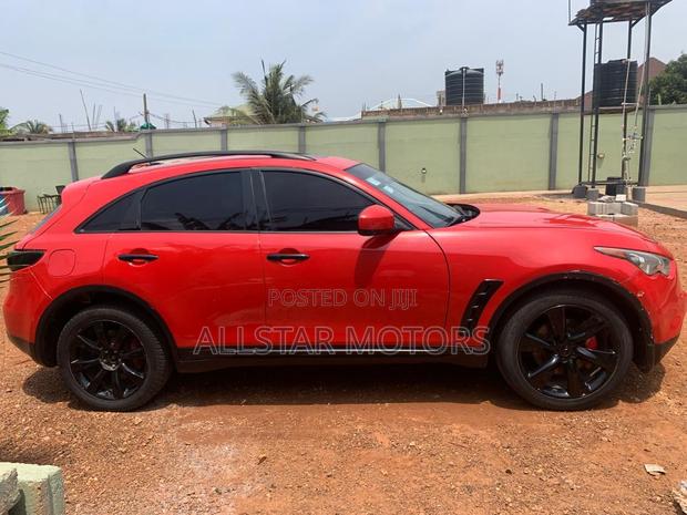 Infiniti FX35 Base 4x2 (3.5L 6cyl 7A) 2010 Red
