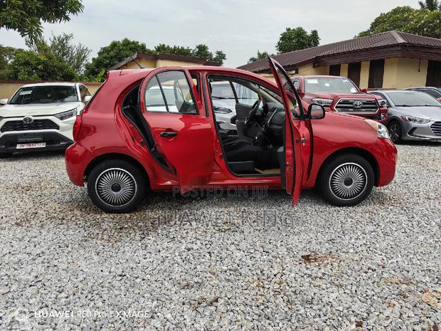 Nissan Micra 2017 Red