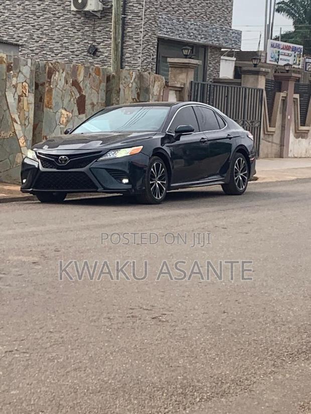 Toyota Camry 2019 Black