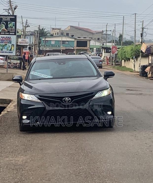 Toyota Camry 2019 Black