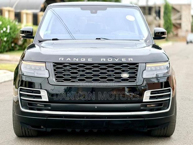 Land Rover Range Rover Vogue 2016 Black
