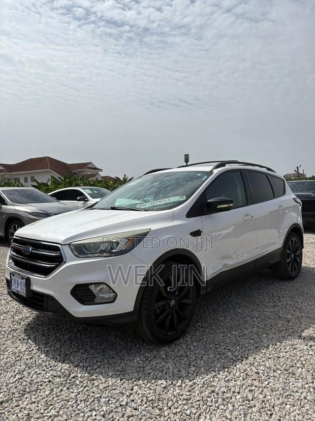 Ford Escape Titanium 4x4 2017 White