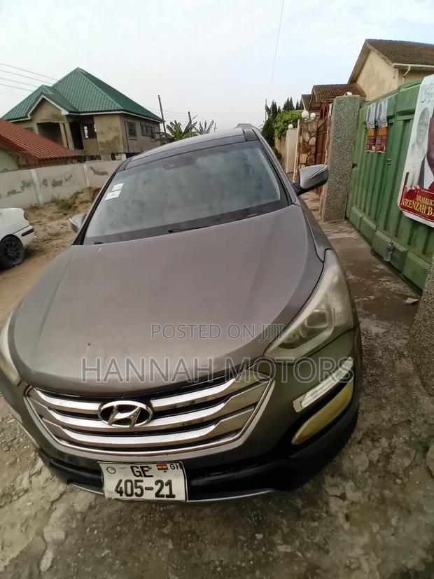 Hyundai Santa Fe 2014 Gray