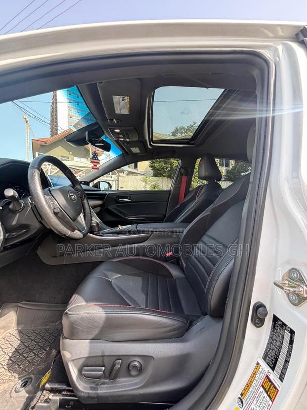 Toyota Avalon TRD 2020 White