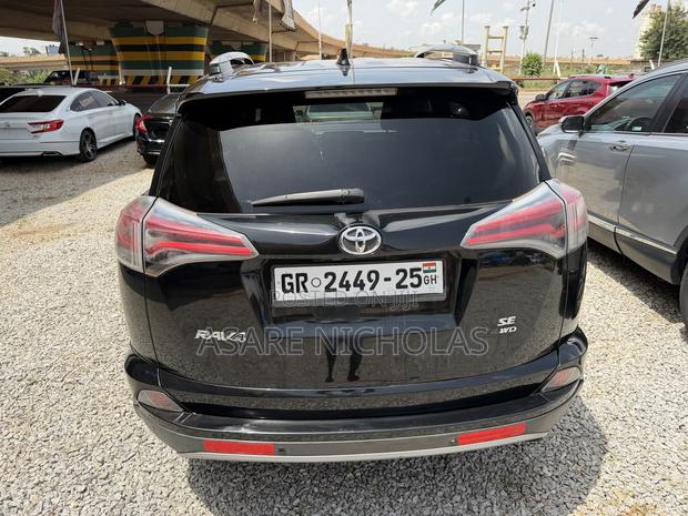 Toyota RAV4 2018 Black
