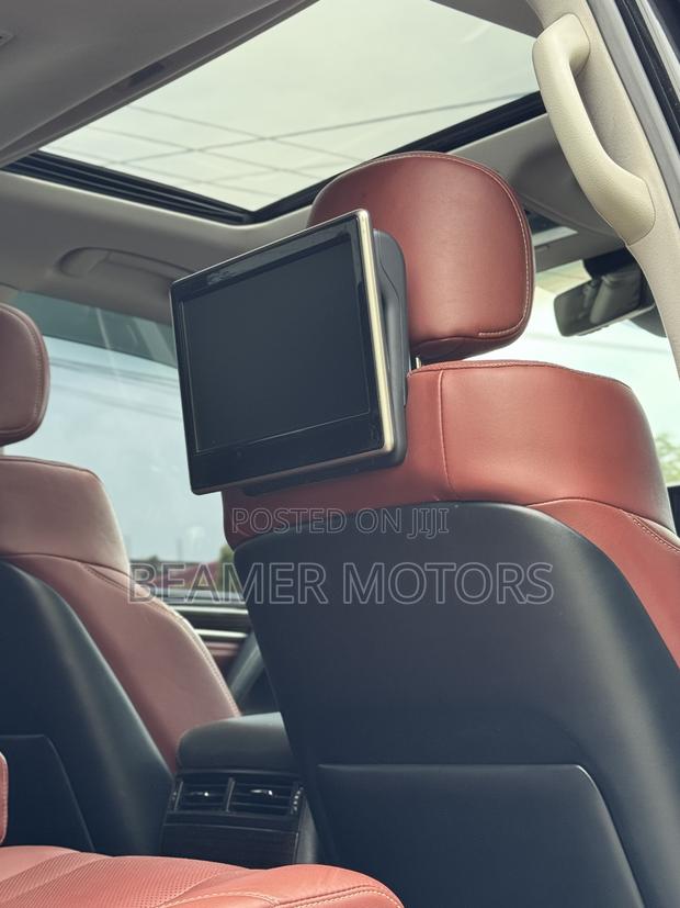 Lexus LX 570 AWD 2021 Black