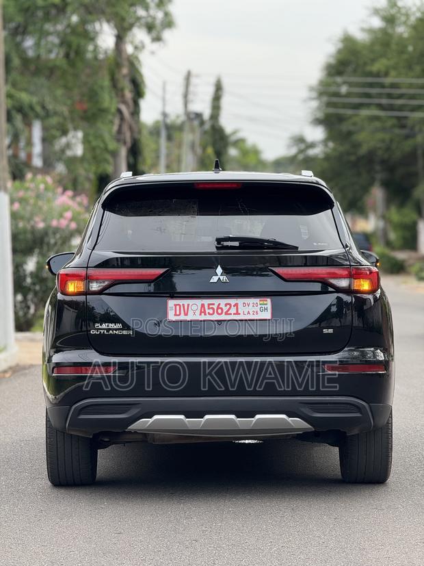 Mitsubishi Outlander SE 2022 Black