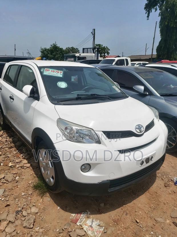 Toyota Urban Cruiser 2010 White