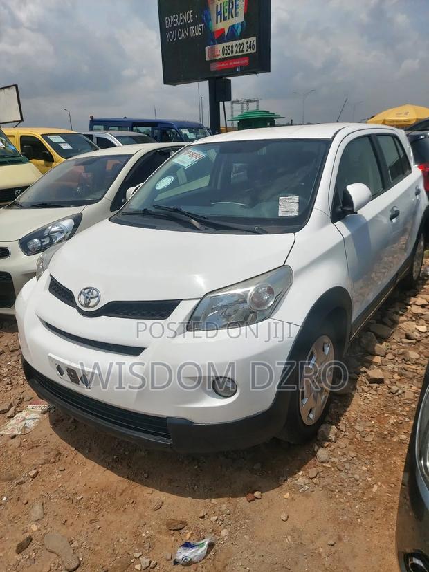 Toyota Urban Cruiser 2010 White