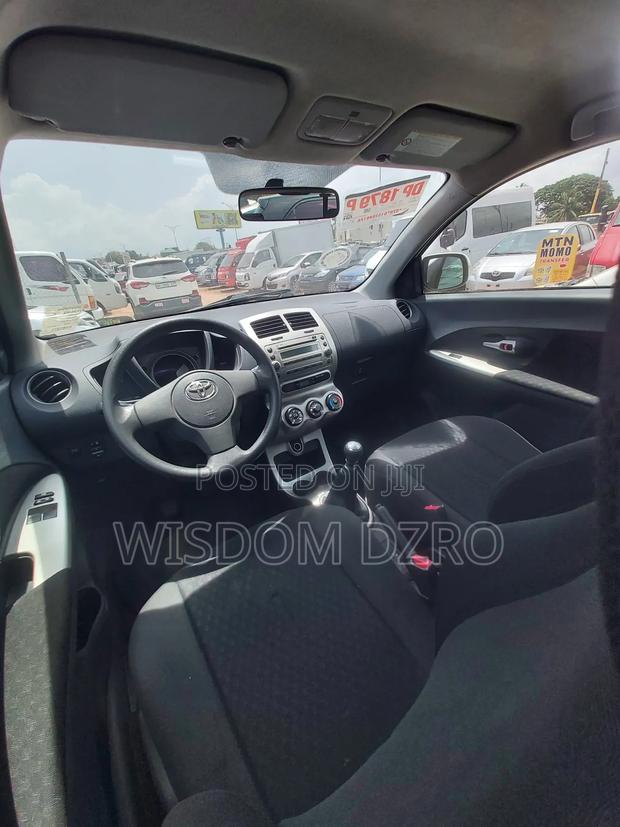 Toyota Urban Cruiser 2010 White